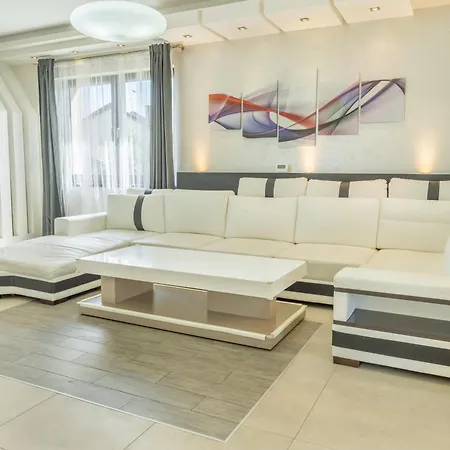 Luxusni Serenity 15 Min Od Prahy Villa Beroun (Central Bohemian)