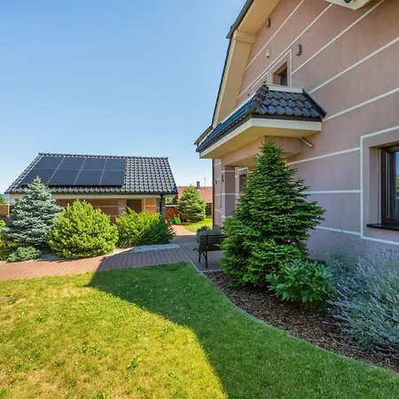 Villa Luxusni Serenity 15 Min Od Prahy Beroun (Central Bohemian)